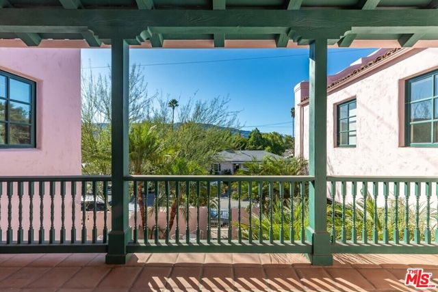 202 Canada Street, Ojai CA: https://media.crmls.org/mediaz/a1aea1d5-6998-425b-857d-f4b56b7dbede.jpg