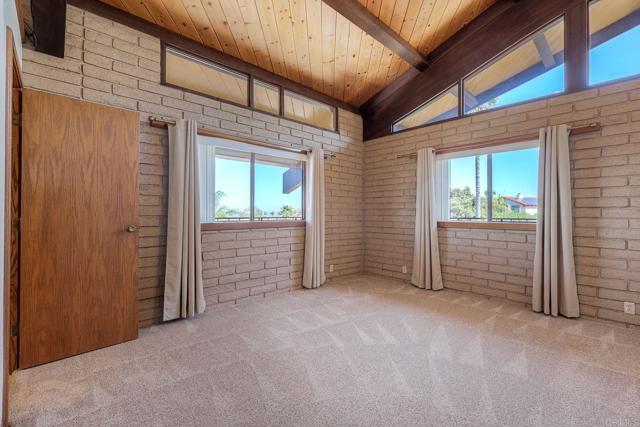Detail Gallery Image 38 of 75 For 2335 Mirador, Vista,  CA 92084 - 5 Beds | 2/1 Baths