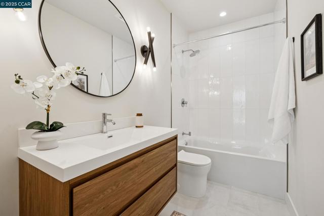 1270 64th St, Emeryville CA: https://media.crmls.org/mediaz/a1aec9c7-c375-4f35-879c-7a842c09e501.jpg