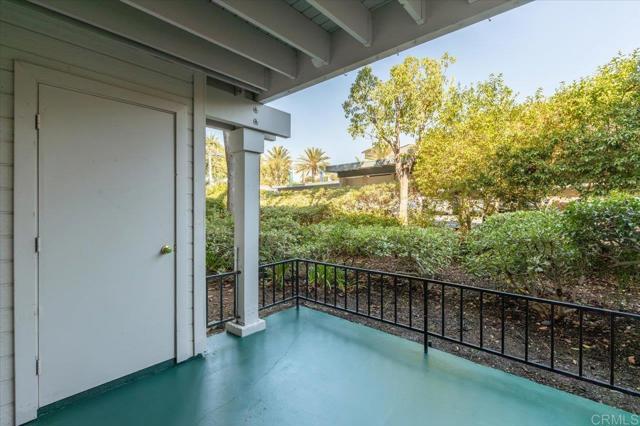 Image 13 of 51 For 1508 Circa Del Lago  B108