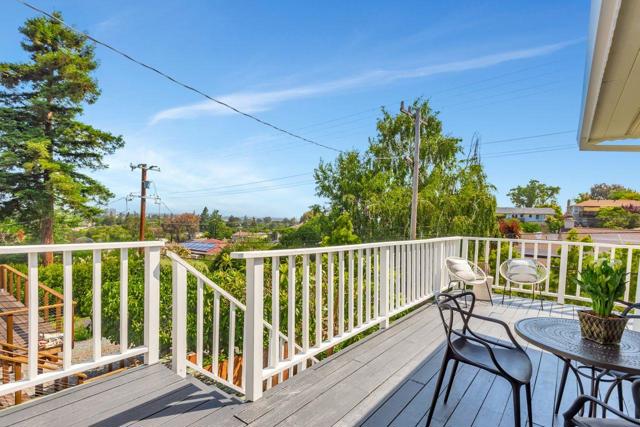 3709 Kenwood Avenue, San Mateo CA: https://media.crmls.org/mediaz/a1b0b75b-c33a-4d9a-8b54-fc63d6aa887d.jpg