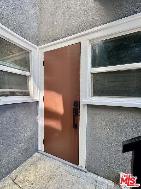 5520 Franklin Avenue #1/2