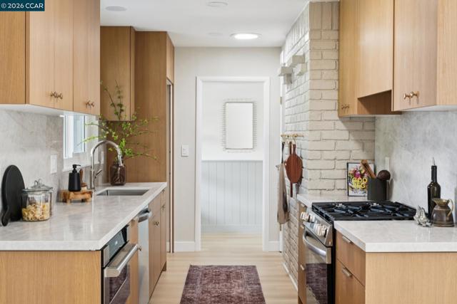 Image 27 of 53 For 457 Nora Court