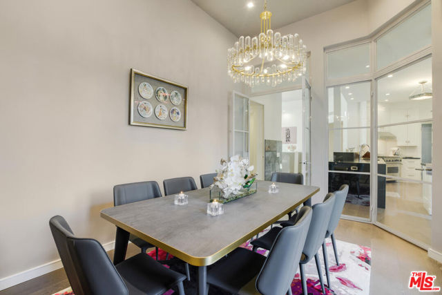 10100 Empyrean Way, Los Angeles CA: https://media.crmls.org/mediaz/a1b35490-17fc-4190-bf74-27eafff4b5d3.jpg