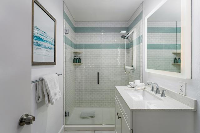 2399 Jefferson St, Carlsbad CA: https://media.crmls.org/mediaz/a1b3ae71-9b13-4ac5-91a6-fd106529db71.jpg