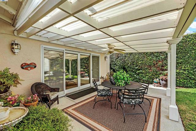 4601 Hampshire Way, Fremont CA: https://media.crmls.org/mediaz/a1b3b4f9-22d4-4194-a89d-e00607615ba0.jpg