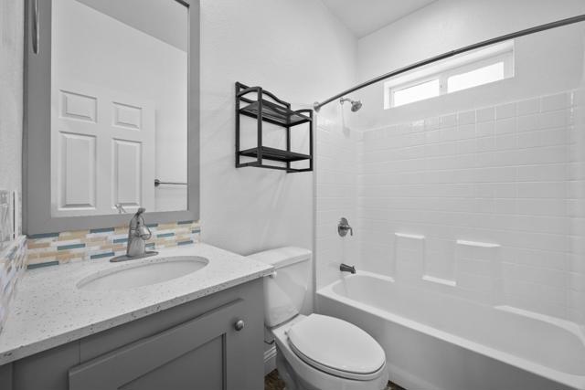 12320 Highland Estates Lane, San Martin CA: https://media.crmls.org/mediaz/a1b4213b-6c39-40d7-bdac-34f676bafbde.jpg
