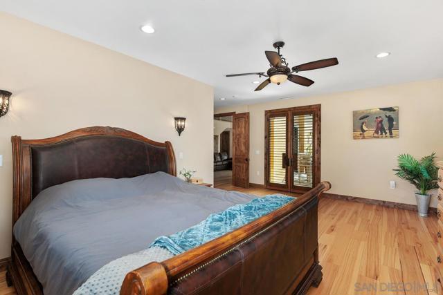 18585 Deer Valley Estates, Poway CA: https://media.crmls.org/mediaz/a1b4a15e-b997-4370-a829-cad70dac8cae.jpg