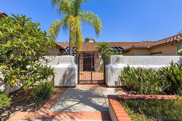 2084 Roberts Pl, Escondido CA: https://media.crmls.org/mediaz/a1b56241-f0d2-49e7-9d10-d9c4d117c319.jpg