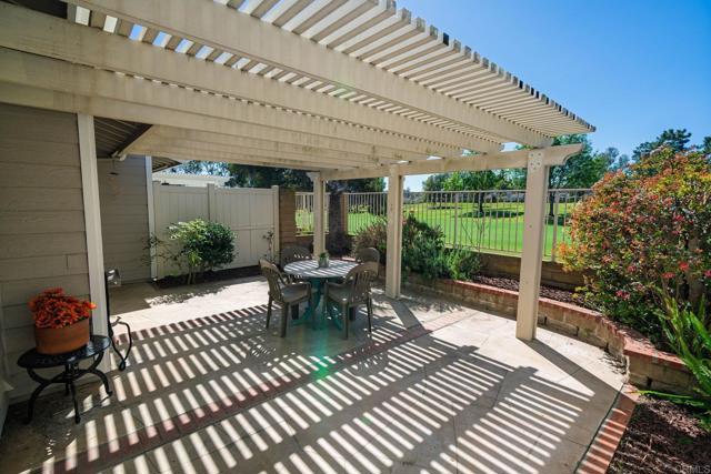 Detail Gallery Image 28 of 43 For 1015 Gleneagles Pl, Vista,  CA 92081 - 2 Beds | 2 Baths