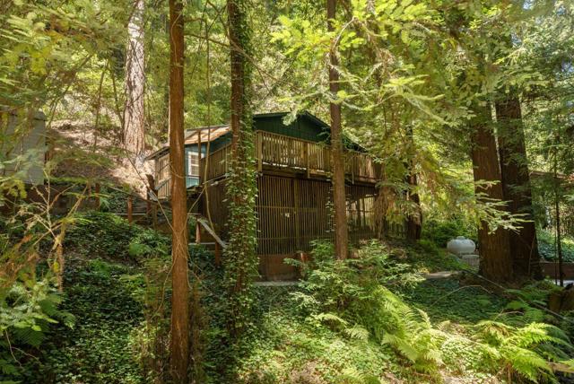 1022 Brookside Drive, Felton CA: https://media.crmls.org/mediaz/a1b62710-6e0a-4884-bd19-ac8c5294b1ce.jpg