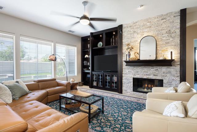 21-web-or-mls-DT_Reina_OPMG_0923_021