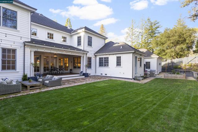 1826 Alameda Diablo, Diablo CA: https://media.crmls.org/mediaz/a1b7a706-997d-4da7-9017-5af29e9a6029.jpg