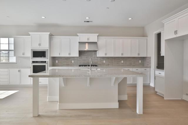 591 Santa Lucia Way, Marina CA: https://media.crmls.org/mediaz/a1b97840-9407-4735-b69c-3c6ab93c714d.jpg