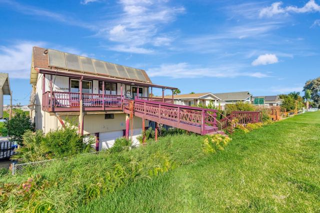 71 Taylor Pl, Bethel Island CA: https://media.crmls.org/mediaz/a1b99bb4-1da2-4169-a960-e96781a849db.jpg