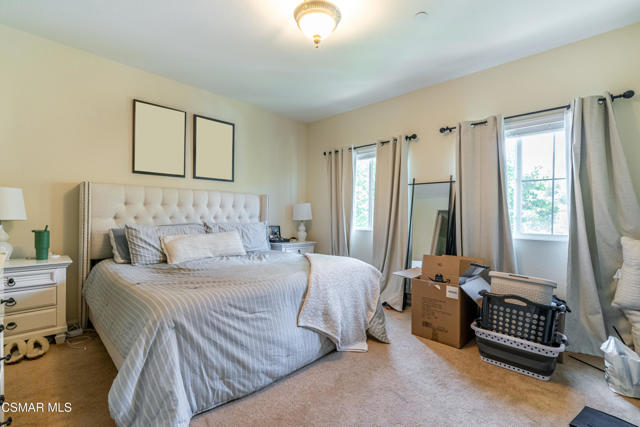 82 Via Katrina, Newbury Park CA: https://media.crmls.org/mediaz/a1b9cccb-e806-42ff-9129-594613daba42.jpg