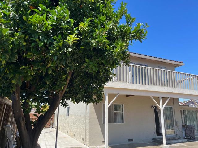 2337 Dundee Drive, Santa Clara CA: https://media.crmls.org/mediaz/a1ba524e-650a-4dd5-beae-47b1f80743f0.jpg