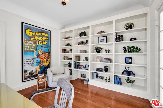 1709 Buckingham Road, Los Angeles CA: https://media.crmls.org/mediaz/a1bbaf2d-8fd5-411e-944c-1e0183b7998f.jpg