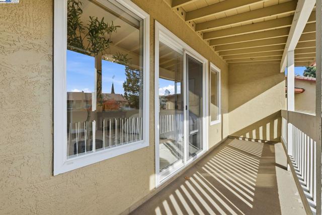 2907 Wilson Cmn, Fremont CA: https://media.crmls.org/mediaz/a1bbb10e-28a2-4149-bf07-0df5a2874926.jpg