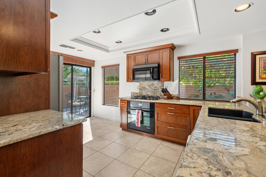 MLS #219138262DA image #3