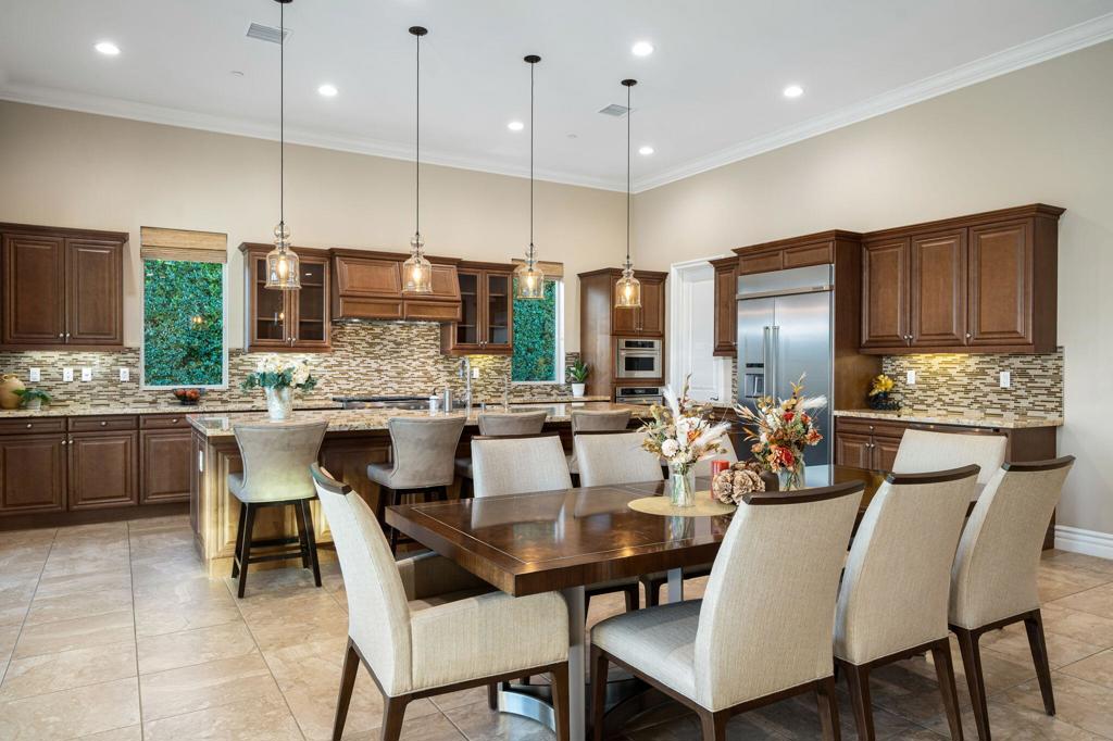 MLS #219139319DA image #5