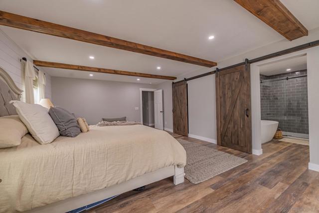 24550 Adams Ave, Murrieta CA: https://media.crmls.org/mediaz/a1bd91a7-bba0-4e7e-8e83-d4b3562cbb17.jpg