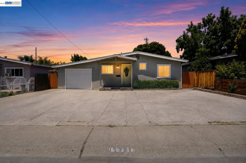 14391 Victoria Ct