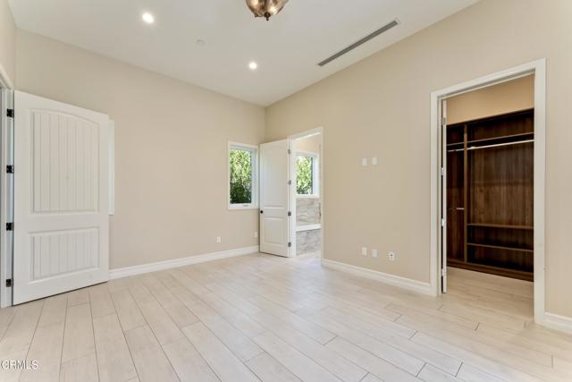 3143 E Sierra Madre Boulevard, Pasadena CA: https://media.crmls.org/mediaz/a1be6c01-e5e6-43a5-bd02-153981b75008.jpg