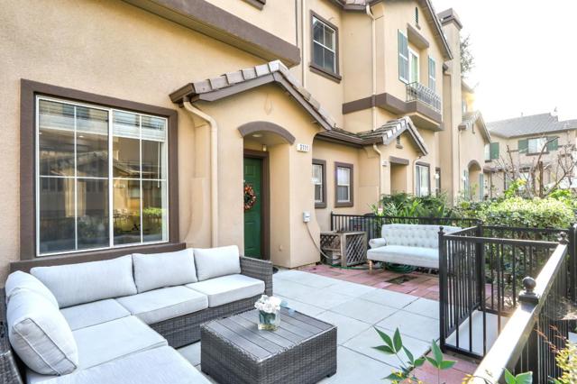3111 White Riesling Place, San Jose CA: https://media.crmls.org/mediaz/a1c0787f-54fe-4569-ab6e-59dfac577bb2.jpg