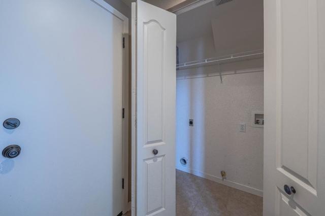 27320 Bavella Way, Salinas CA: https://media.crmls.org/mediaz/a1c1005e-3c8a-4f50-ab58-1223ab73013c.jpg