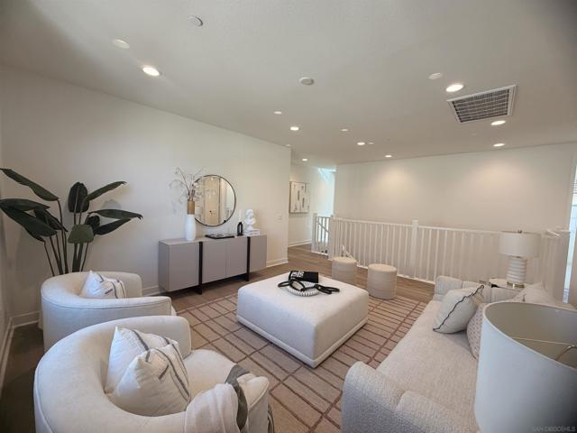 Image 13 of 33 For 11305 Caminito Rodar