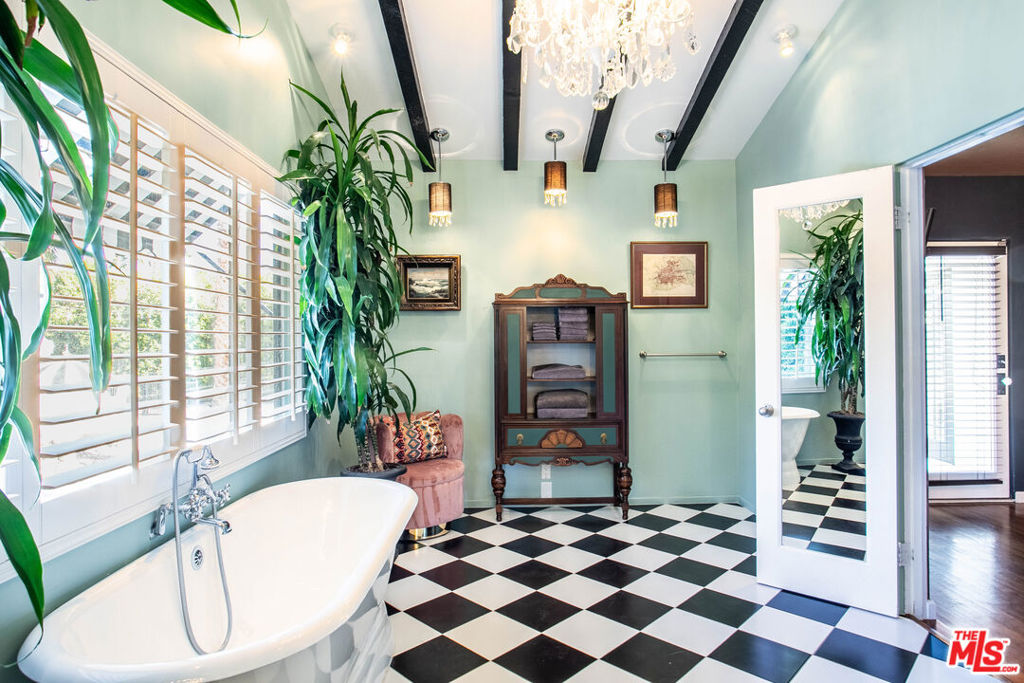 MLS #25523637 image #29