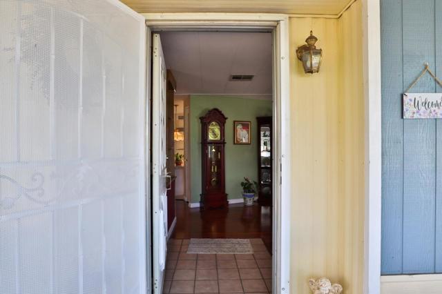 275 Burnett Ave, Morgan Hill CA: https://media.crmls.org/mediaz/a1c4598a-83fe-43ae-81ca-72affa7ae3ce.jpg