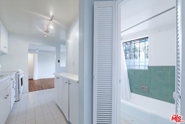 2461 McCready Avenue, Los Angeles CA: https://media.crmls.org/mediaz/a1c5c683-b0cb-465c-8a9d-1dcfe5ade37b.jpg