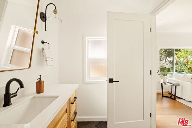 4313 W 59th Street, Los Angeles CA: https://media.crmls.org/mediaz/a1c758c4-3513-4ed3-98b7-af7f2601699f.jpg