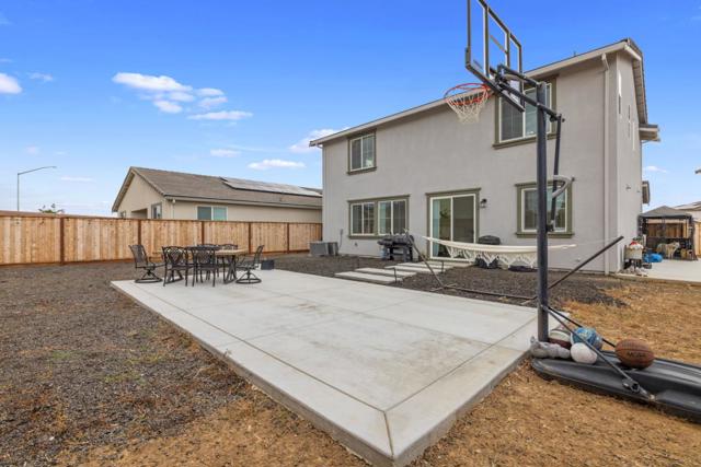 2224 Greenhorn Road, Patterson CA: https://media.crmls.org/mediaz/a1c8fc39-fb80-444f-af31-b9d980ecc52c.jpg