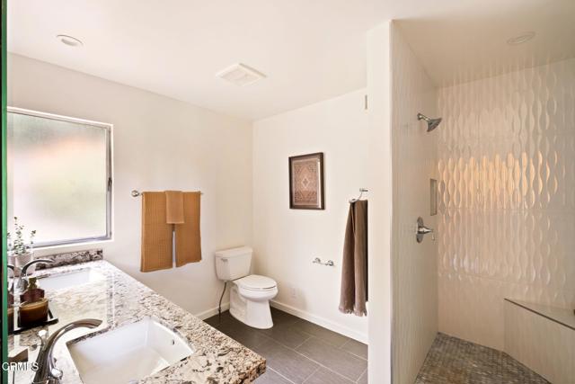 1256 Club House Drive, Pasadena CA: https://media.crmls.org/mediaz/a1c9017f-ae0b-4902-a688-047d6028bab5.jpg