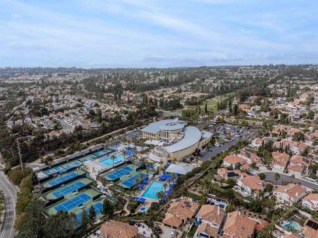4436 Heritage Glen, San Diego CA: https://media.crmls.org/mediaz/a1c9404e-5a0f-4bbd-bbe1-7bf61a0f986c.jpg