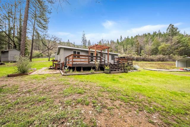 Detail Gallery Image 4 of 61 For 17521 Eel River Rd, Potter Valley,  CA 95469 - 3 Beds | 2 Baths