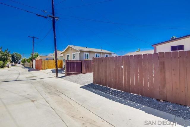 3418 Monroe Ave, San Diego, California 92116, ,Multi-Family,For Sale,Monroe Ave,240023397SD