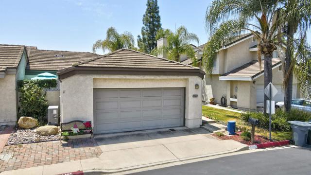 1867 Guilder Gln, Escondido CA: https://media.crmls.org/mediaz/a1ca4313-671c-460c-940b-9868dd11f70c.jpg