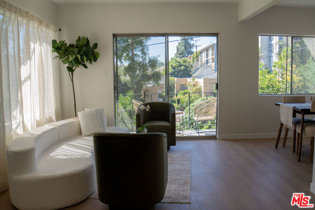 4579 Ambrose Avenue, Los Angeles CA: https://media.crmls.org/mediaz/a1ca86c9-f341-41ce-8d35-fe15cbc144b4.jpg