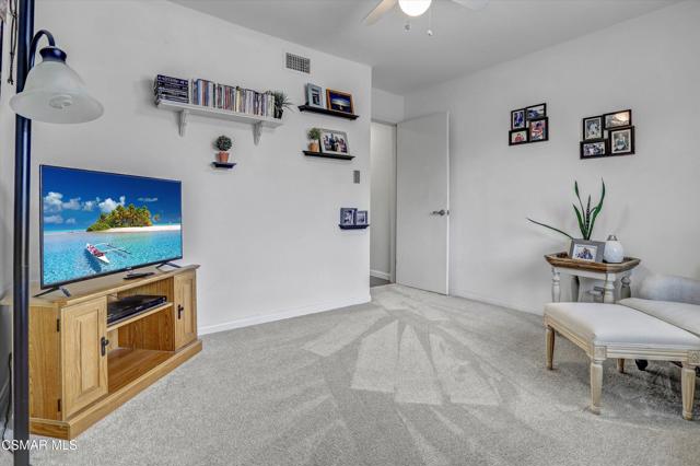 103 W Janss Road, Thousand Oaks CA: https://media.crmls.org/mediaz/a1cb4535-7c3f-481d-a70e-0475cf01606e.jpg