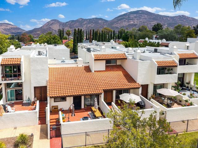 7328 Caminito Carlotta, San Diego CA: https://media.crmls.org/mediaz/a1cbbb17-5aee-472a-9854-66e0b28e392b.jpg