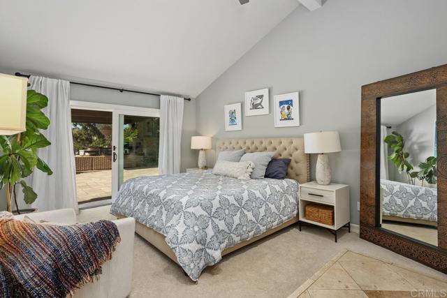 560 San Andres Dr., Solana Beach CA: https://media.crmls.org/mediaz/a1cbdcb3-70fd-486a-bc1d-51ede43bea1b.jpg