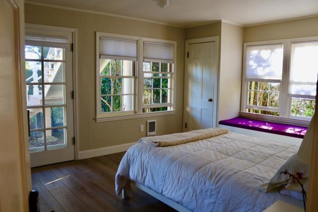 811 Alameda Avenue, Monterey CA: https://media.crmls.org/mediaz/a1cbfe2a-7a82-4180-bc1f-05204aae86bd.jpg