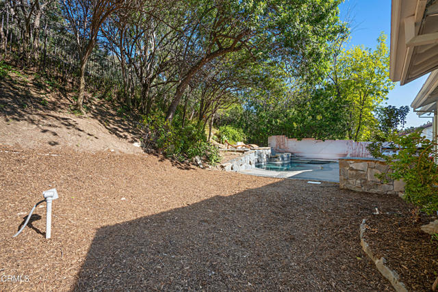 Detail Gallery Image 25 of 26 For 24571 Indian Hill Ln, West Hills,  CA 91307 - 3 Beds | 2 Baths