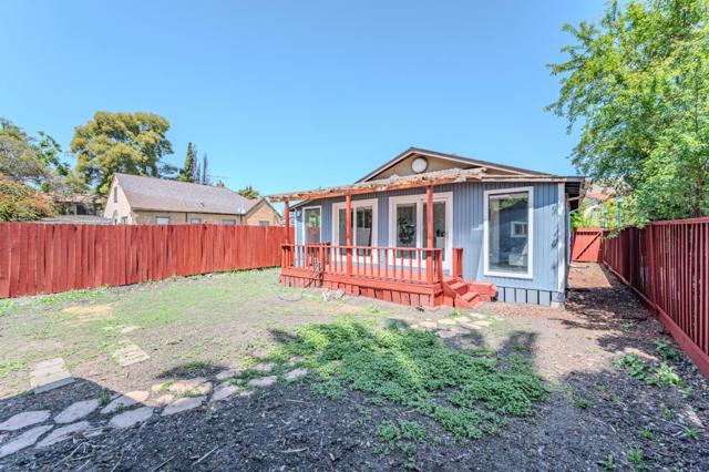 29183 Dixon Street, Hayward CA: https://media.crmls.org/mediaz/a1cc57d4-b01a-4f0c-9c5b-3a6c3069db4e.jpg