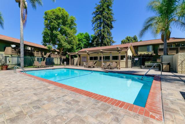 615 Fredricks Avenue, Oceanside CA: https://media.crmls.org/mediaz/a1cd0b14-f6e1-4b93-b1d8-b7504112d9ec.jpg