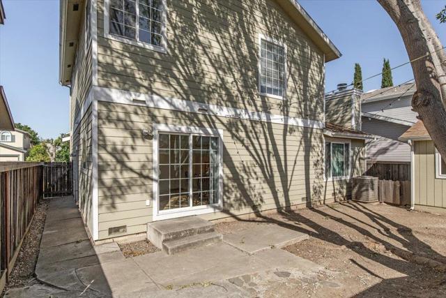 3638 Clear Brook Court, San Jose CA: https://media.crmls.org/mediaz/a1cd0e7f-f659-4af6-b8bf-d52955a9803b.jpg